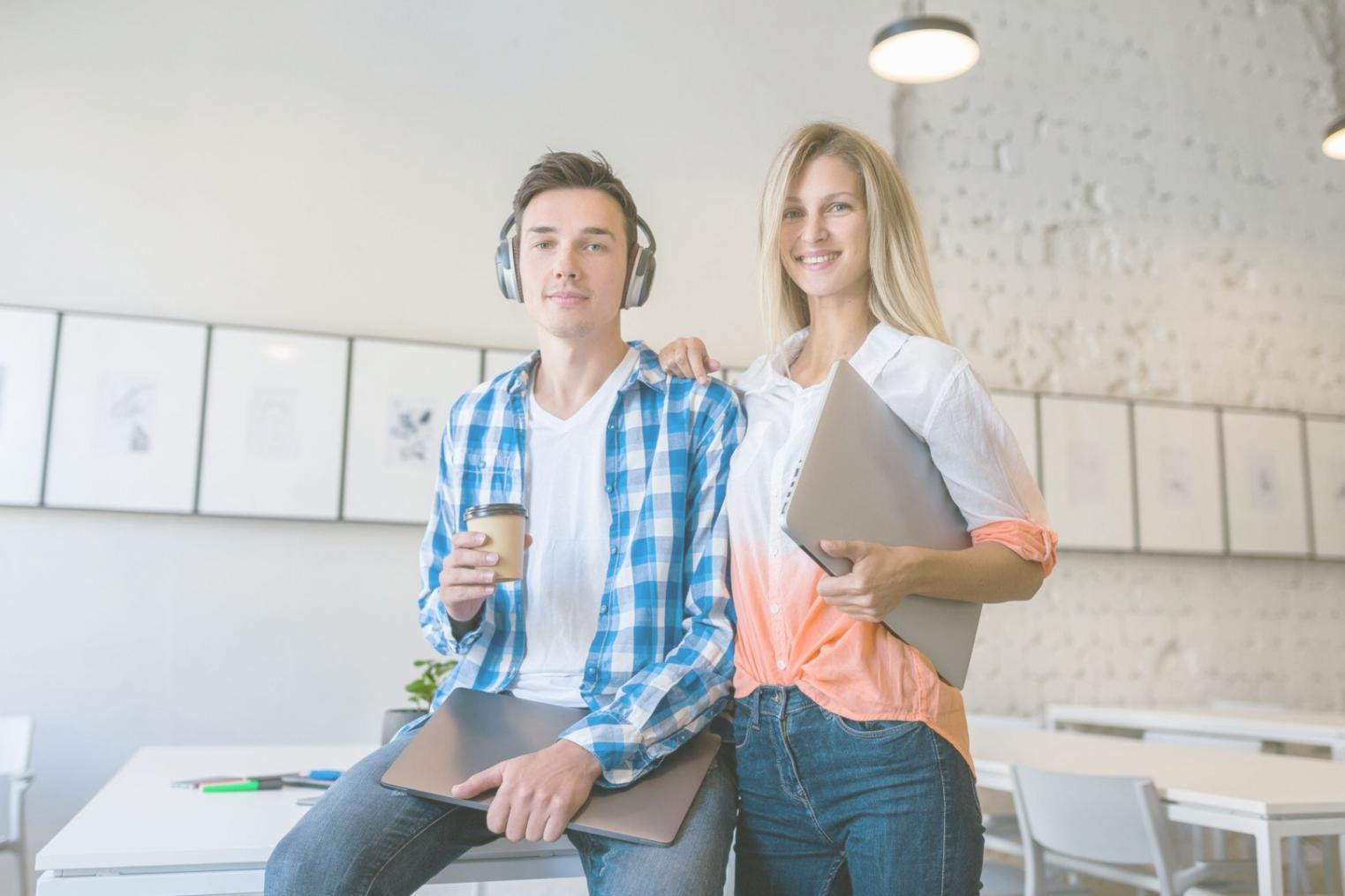 Flexible learning environment with multiple study formats and resources